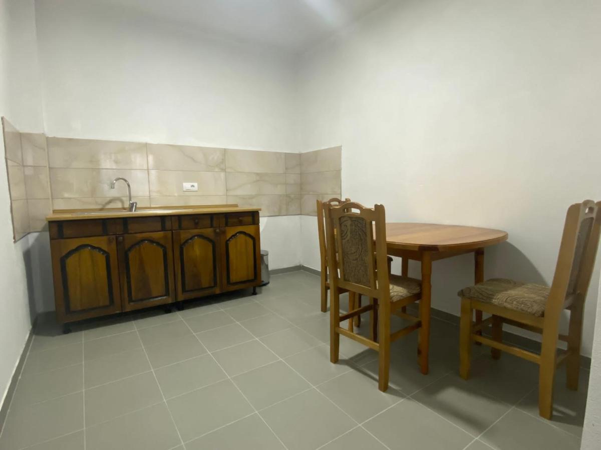 Vila Centar Mb Bed and Breakfast Sjenica Esterno foto