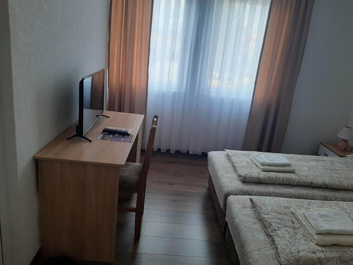 Vila Centar Mb Bed and Breakfast Sjenica Esterno foto